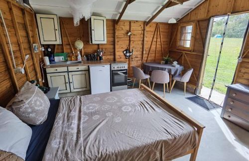 Champsac Maison | Tiny house-chalet à l'étang