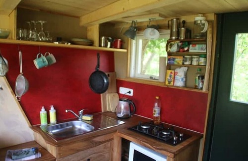 Warnow Cabine | Tiny house in a tree in a tiny, quiet village on the lake district