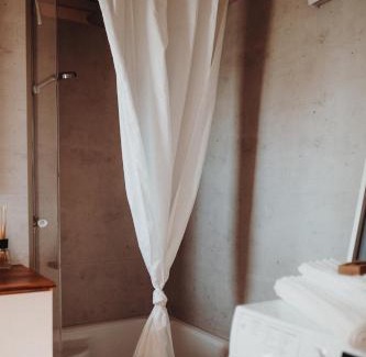Ziemetshausen Appartement | Tiny House Lebenshofalpakas