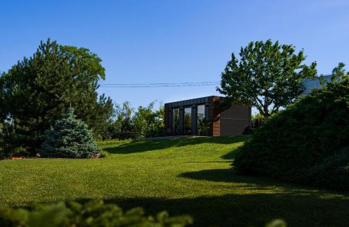 Kobyli Appartement | TINY HOUSE mezi sklepy