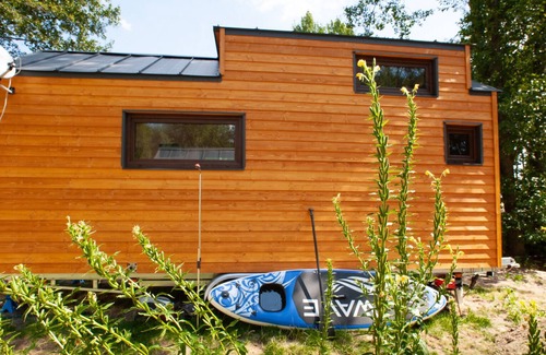 Kloster Lehnin Station Balnéaire | Tiny House 'Number 2 Ernesto' with Lake View, Garden & Wi-Fi
