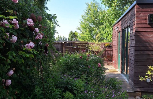 Andenne Cabine | Chalet Insolite, pour les amoureux avec jacuzzy
