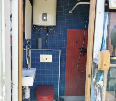 Beverwijk Autre | Tiny house The Cinema at sustainable estate near Amsterdam