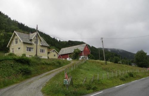 Lauvstad Maison | Tiny house with Fjordview!
