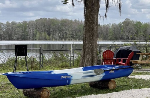 Land O' Lakes Cabine | Tiny Lakeside Cabin