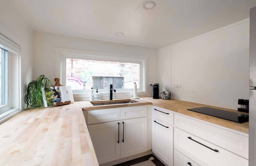 Alberta Arts District Appartement | Tiny Retreat Walk to Bars, Food & Local Art