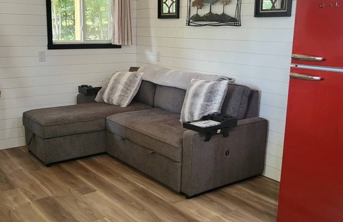 Clearfield Cottage | Tiny Slice of Paradise!