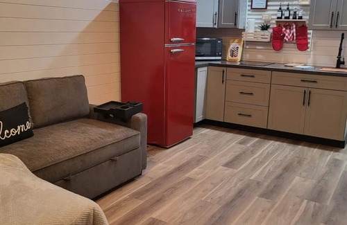 Clearfield Cottage | Tiny Slice of Paradise!