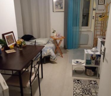 Castelnau-Durban Appartement | Tiny Studio Ariège Pyrénées