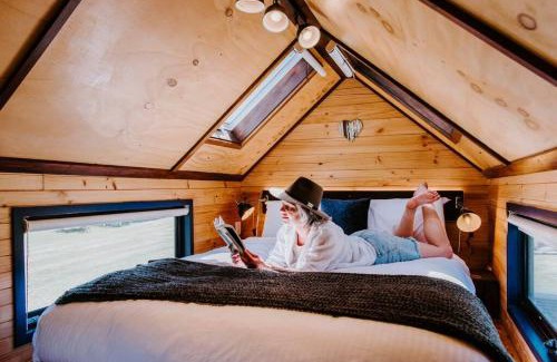 Frog Rock Maison | Tiny Truck at Ithaca - Mudgee's Most Unique Stay