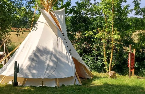 Moulayres Cabine | Tipi des Apaches