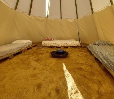 Saint-Jean-de-Touslas Autre | Tipi en pleine nature
