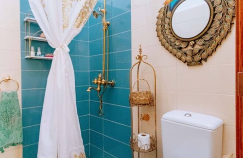Tunguu Maison | Tipsy Gipsy House: Where the wild things live