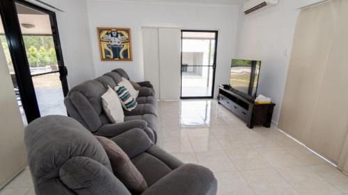 Horseshoe Bay Maison | Tiramula Lodge Holiday House