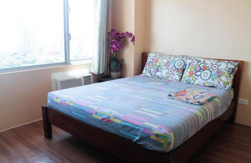 Malate Appartement | Titan 22P Condo at WH Taft Residences Manila