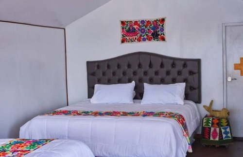 Puno Cabine | Titicaca Mojsa Lodge, Uros Island