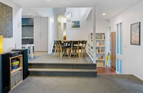 Titirangi Maison | Titirangi Artistic Haven | Wifi & Native Trees