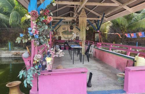 Labis Cabine | Tmn Rekreasi Cikgu Haron