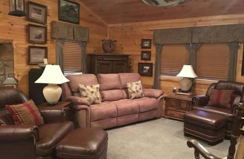 Spencer Maison | TN State Parks Open! Hikes, Waterfalls, Firepits!