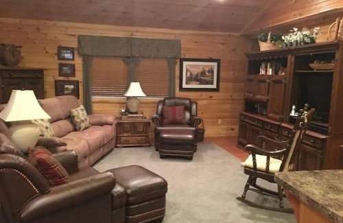 Spencer Maison | TN State Parks Open! Hikes, Waterfalls, Firepits!