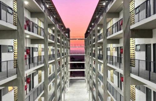 Greater Johannesburg Metropolitan Area Appartement | TNA Apartments in Randburg