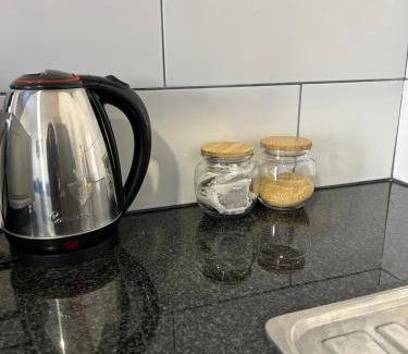 Greater Johannesburg Metropolitan Area Appartement | TNA Apartments in Randburg