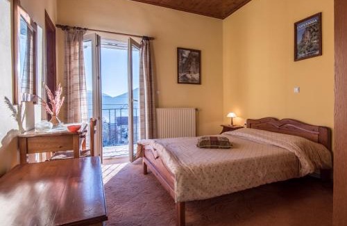 Karpenisi Maison | To Aidoni