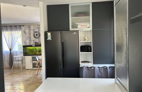 Saint-Come-et-Maruejols Villa | Villa 200m2, 3 suites, patio avec piscine chauffée