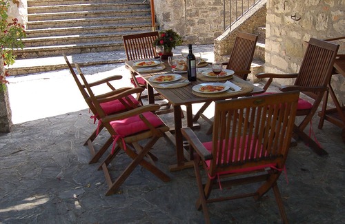 Fratta Villa | TODI NEARBY Ferme en pierre, avec piscine, jardin, buisson et Wi Fi