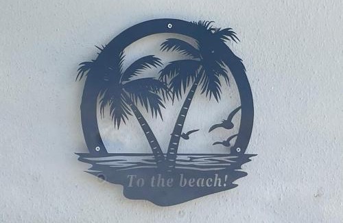 Skerries Maison | To The Beach!