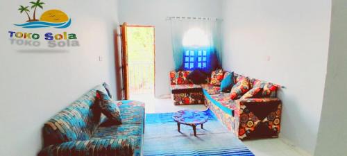 Aswan Maison | Toko Sola