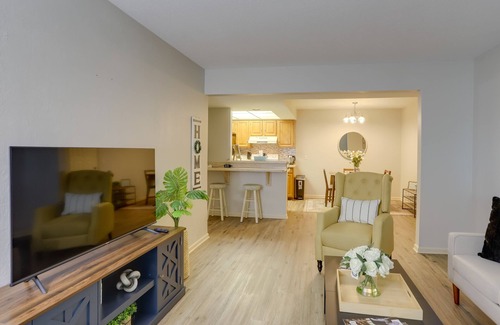 Reynolds Corners Copropriété | Toledo Vacation Rental ~ 8 Mi to Downtown!