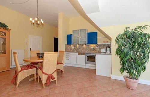 Ostseebad Kuhlungsborn Appartement | Tolle Dachgeschosswohnung mit Balkon zur Ostsee - Saunabereich im Haus Inklusiv!