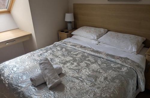 Bryansford Lit Et Petit-Déjeuner | Tollyrose Country House
