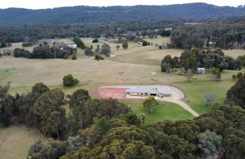 Tolmie Maison | Tolmie Villa 30 min from Mt Buller
