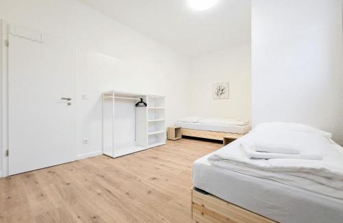 Hardterbroich-Pesch Appartement | Tolstov Apartments - 4 Room Apartment - Parking - 30 Min Messe DUS