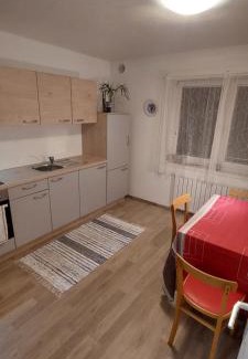 Bezigrad District Maison | Tomačevo Retreat