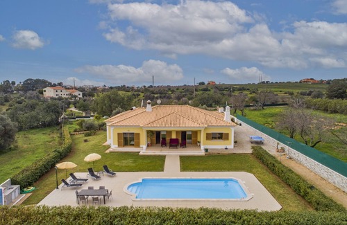 Vale Navio Villa | Fantastique villa spacieuse avec piscine privée chauffée