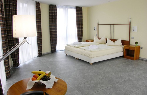Bad Salzschlirf Hôtel | Tomesa Fachklinik und Gesundheitszentrum