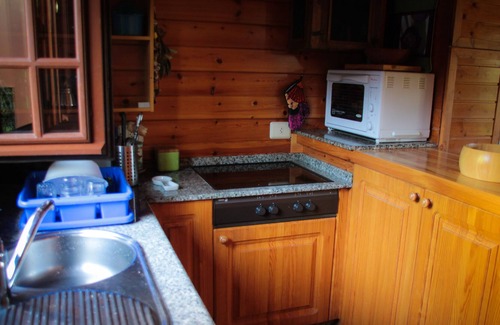 Tomino Maison | Tomino: Wooden house with garden, pool and barbecue in 'Baixo Miño'