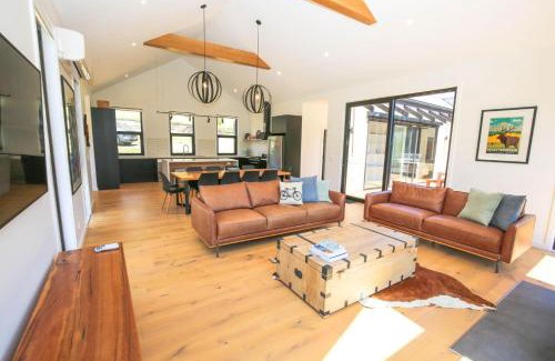 Wandiligong Maison | Tonga Park Retreat