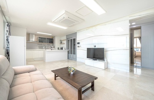 Asa Maison | Tongyoung Sagaejeol Pension