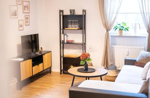 Trachau Appartement | TONI Charming Apartment im idyllischem Villenviertel mit Netflix