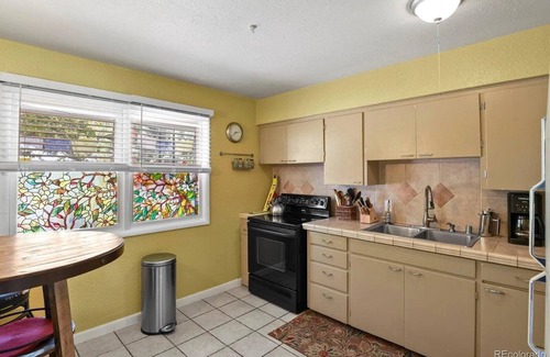 Littleton Maison | Tons of Trails! Red Rocks close! Huge patio area for relaxation and entertaining