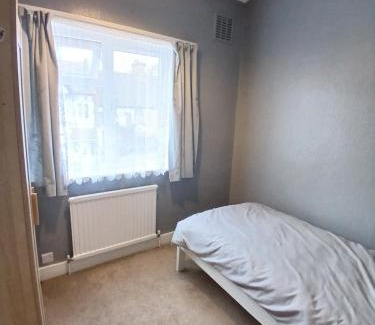 Graveney Maison | Tooting house