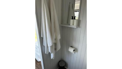 Goombungee Maison | Toowoomba Valley Views by Tiny Away