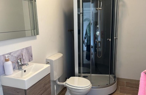 Enns Maison | TOP 2 Geräumiges 2 Zimmer Apartment für bis zu 6 Personen