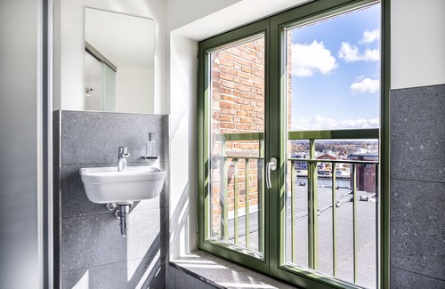 Wismar Appartement | Top-apartment mit Galerieschlafzimmer, Dachterrasse und Einmaligem Hafenausblick