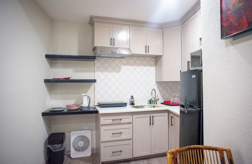 Albion Appartement | Top Bay Hilltop Stay – 5 Apartments Near Beach & Attractions