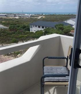 L'Agulhas Maison | Top Deck